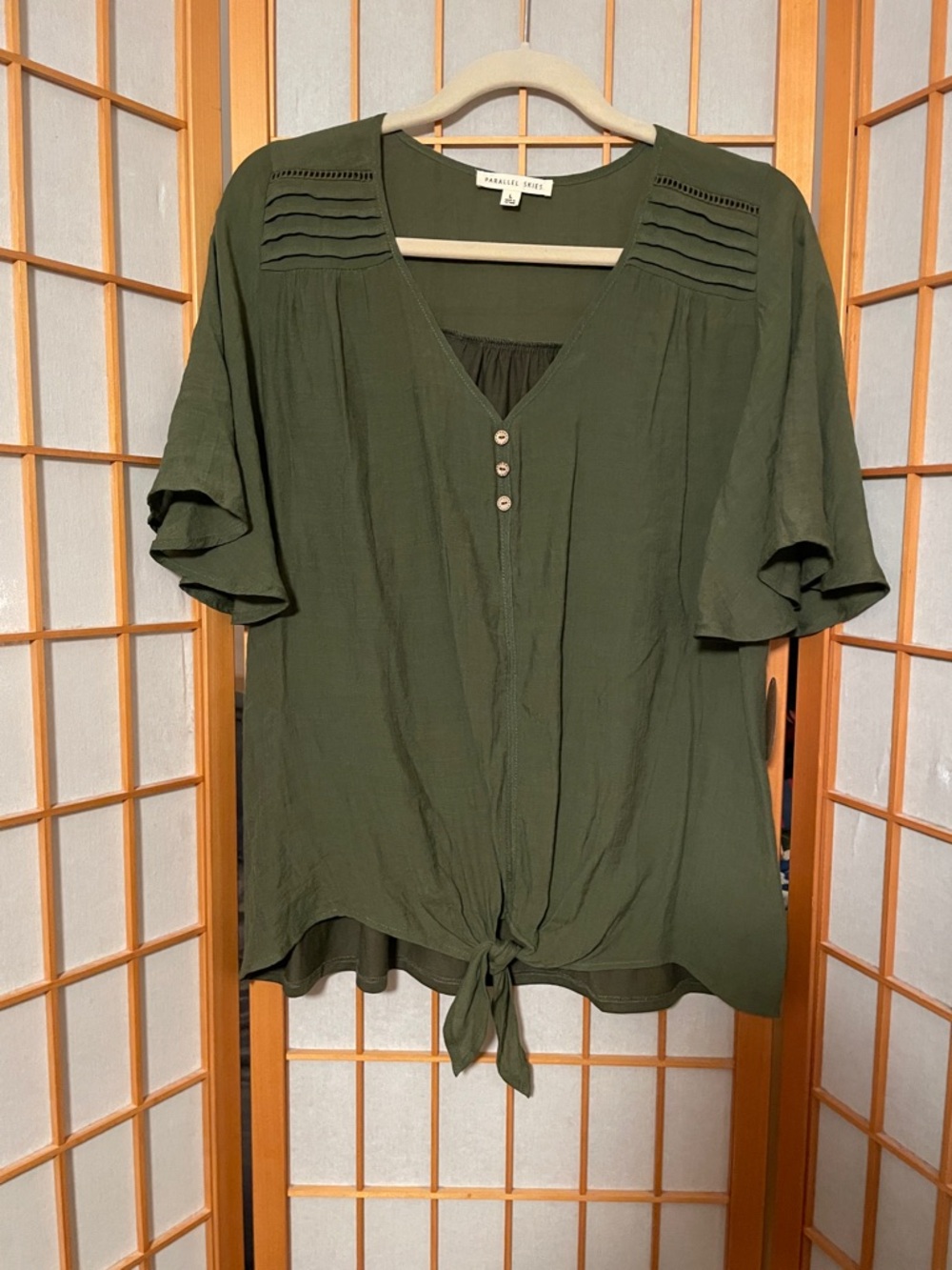 Parallel Skies Olive GreenTie-Front V-Neck Pintuck Blouse Flutter Sleeve Size L